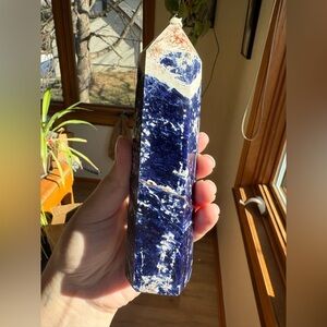 Large deep blue sodalite crystal tower
